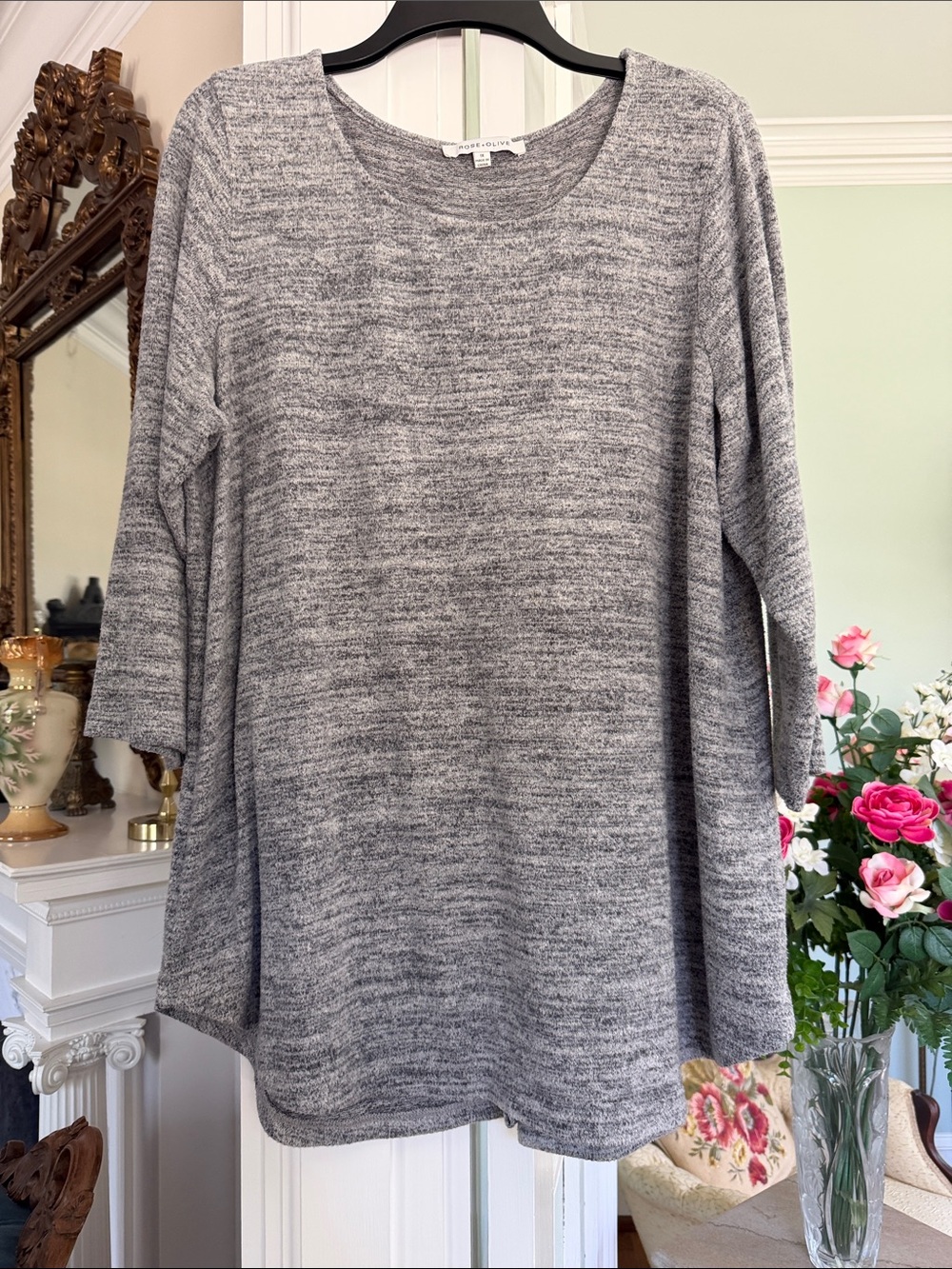 Gray Marbled Scoop Neck sweater Tunic Top by Rose & Olive, size 1X